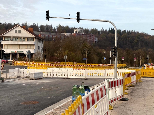 Ist ab dem 9. November für Abschlussarbeiten voll gesperrt: die Kreuzung an der Kreissparkasse in Frankenberg